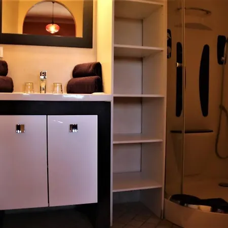 Meknes, 7 Au Village Naturiste Couple Only Riad 3*