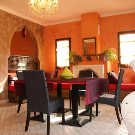 Meknes, 7 Au Village Naturiste Couple Only * Agde