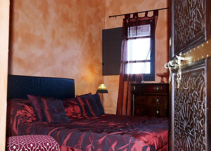 Meknes, 7 Au Village Naturiste Couple Only Agde